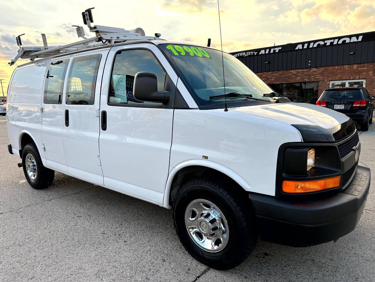 2013 CHEVROLET Express
