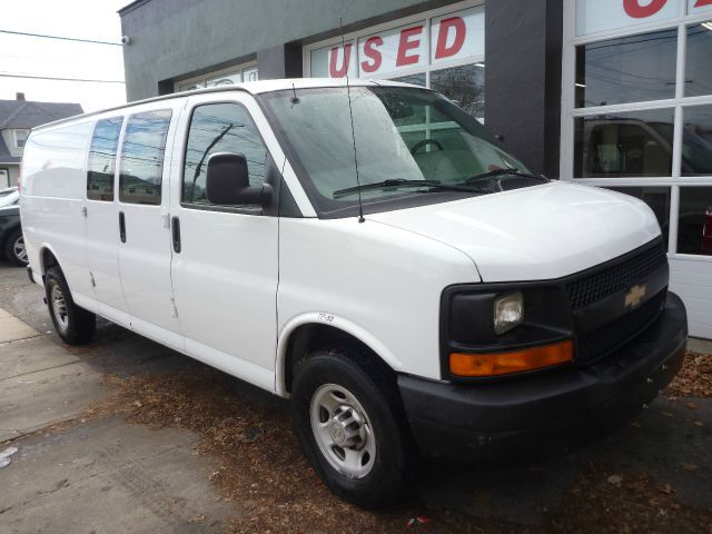 2010 CHEVROLET Express