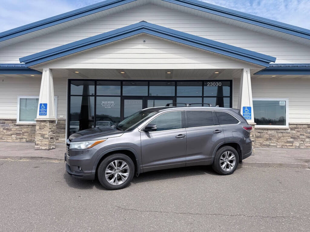 2015 TOYOTA Highlander