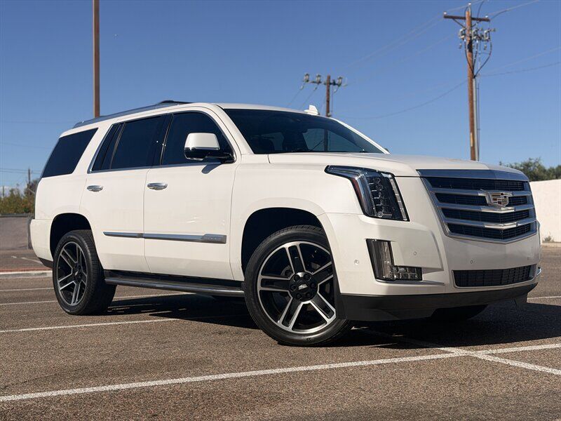 2019 CADILLAC Escalade