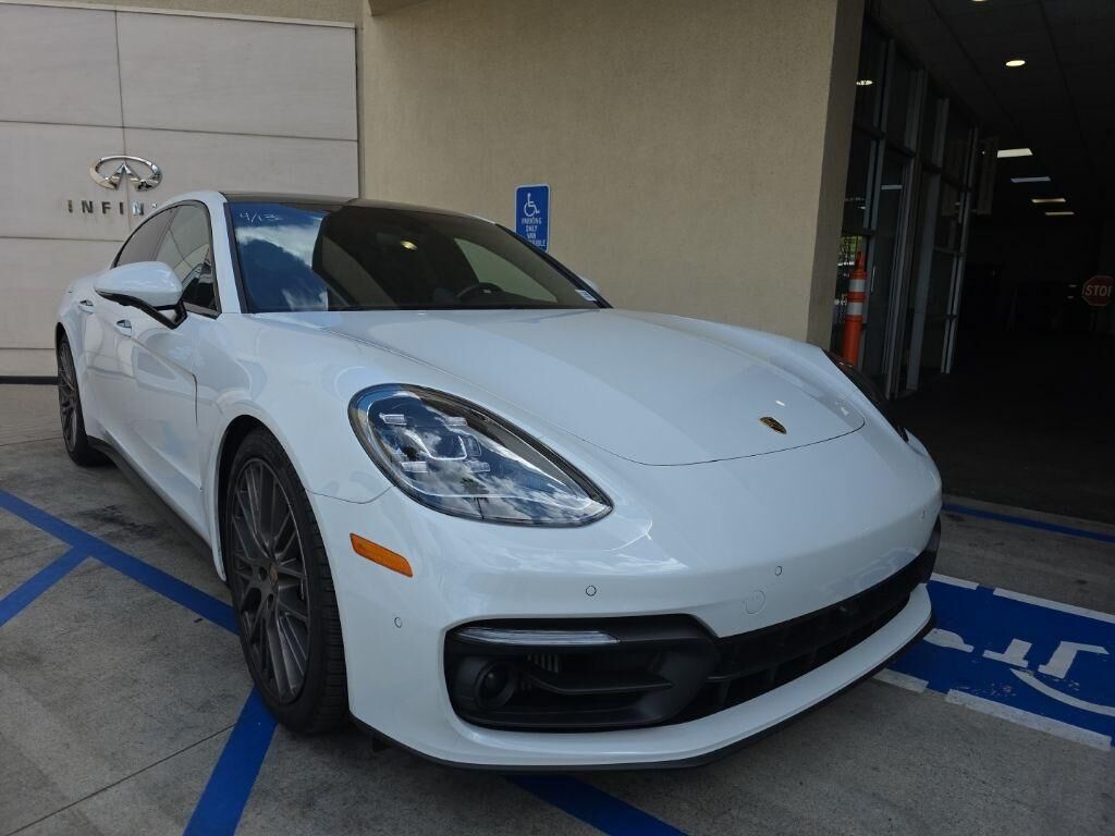 2023 Porsche Panamera