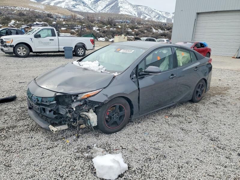 2017 TOYOTA Prius