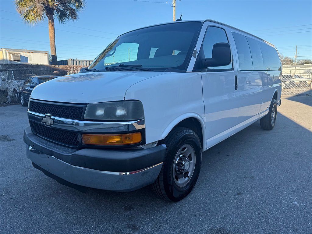 2012 CHEVROLET Express