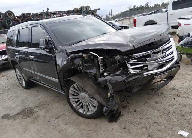 2016 CADILLAC Escalade