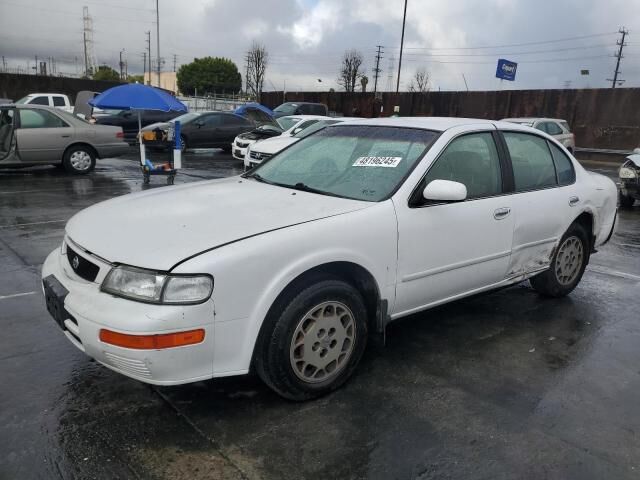 1995 NISSAN Maxima