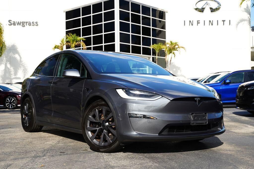 2022 TESLA Model X