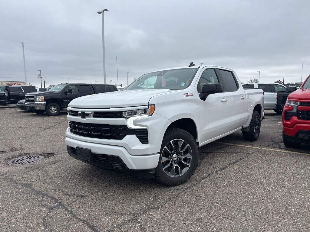 2024 CHEVROLET Silverado