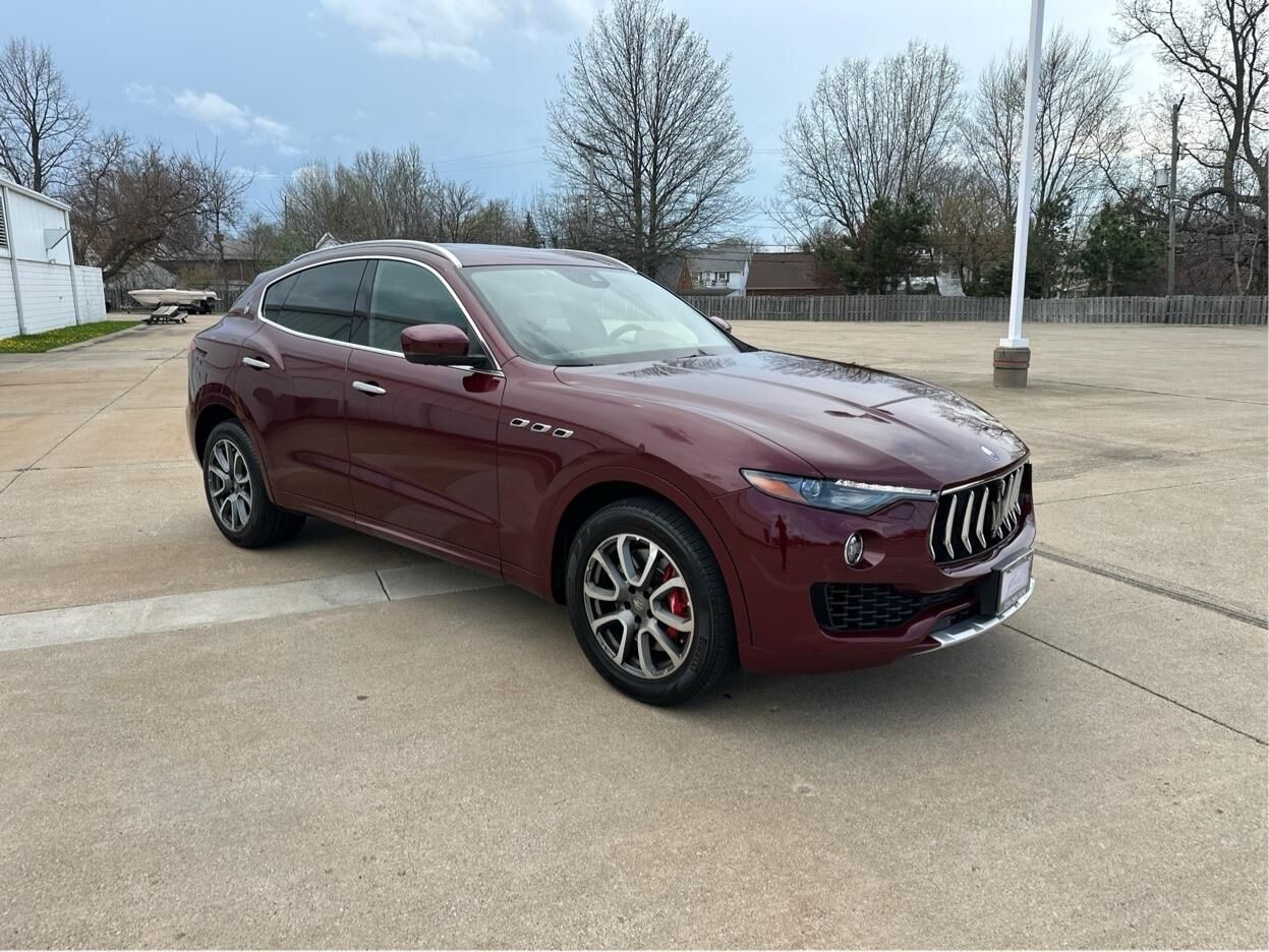 2017 MASERATI Levante