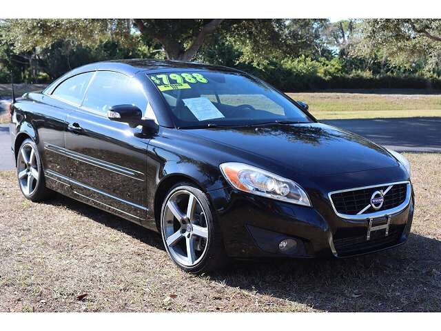 2011 VOLVO C70
