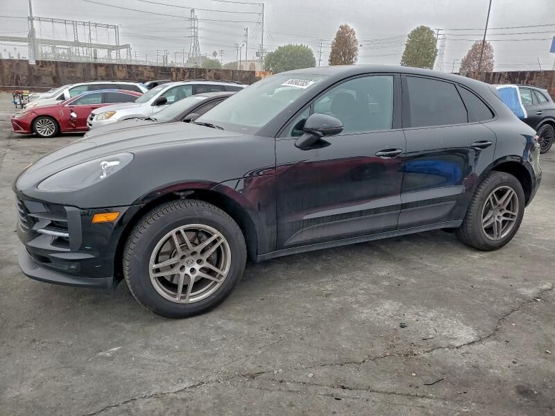 2020 PORSCHE Macan