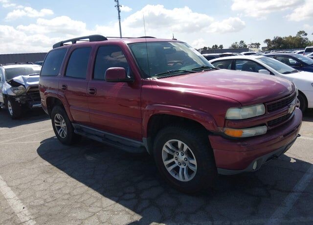 2004 CHEVROLET Tahoe