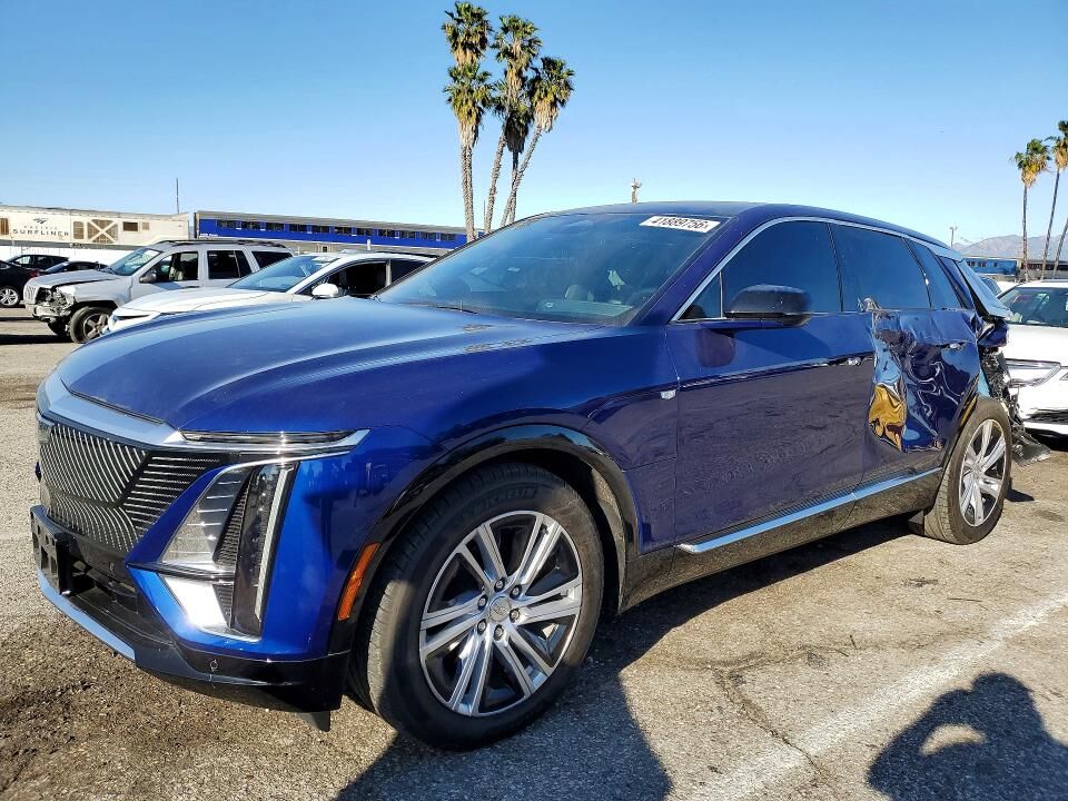 2024 CADILLAC Lyriq