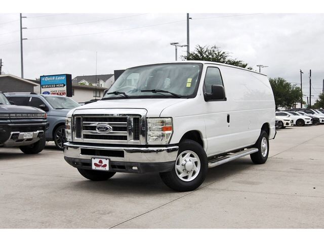 2011 FORD E-250