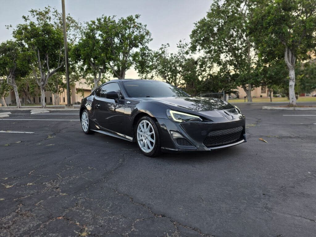 2015 TOYOTA Scion