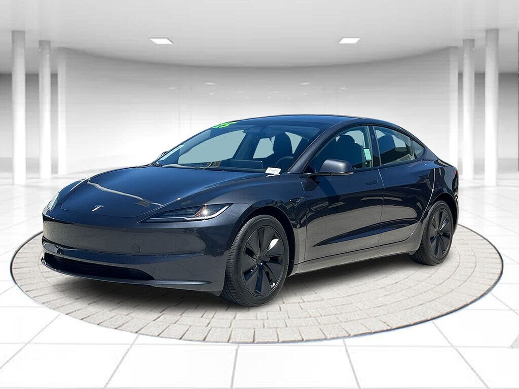 2025 TESLA Model 3