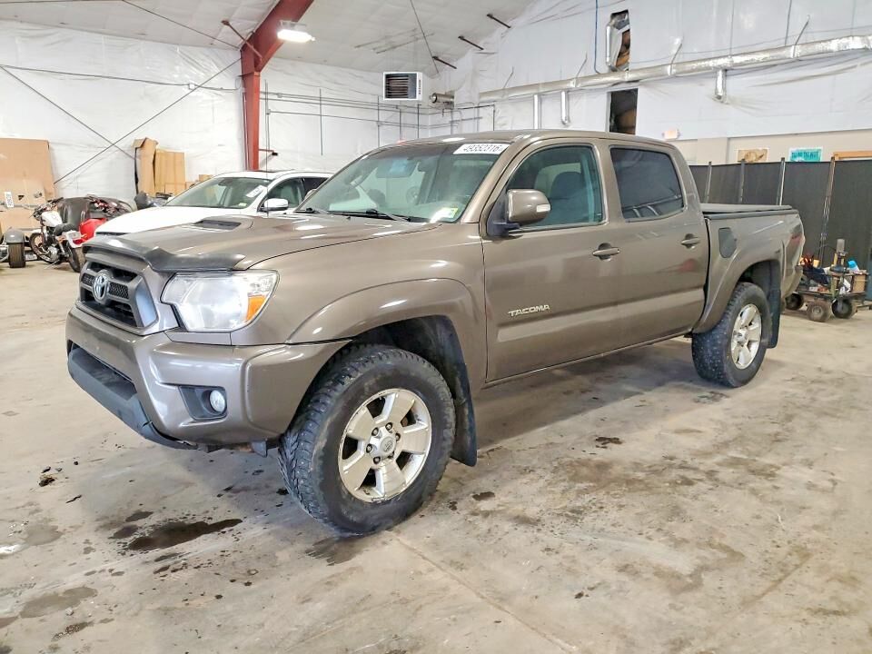 2015 TOYOTA Tacoma