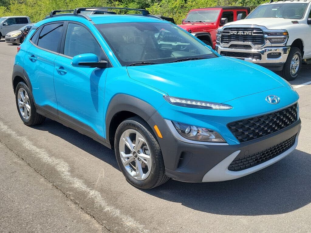 2023 HYUNDAI Kona