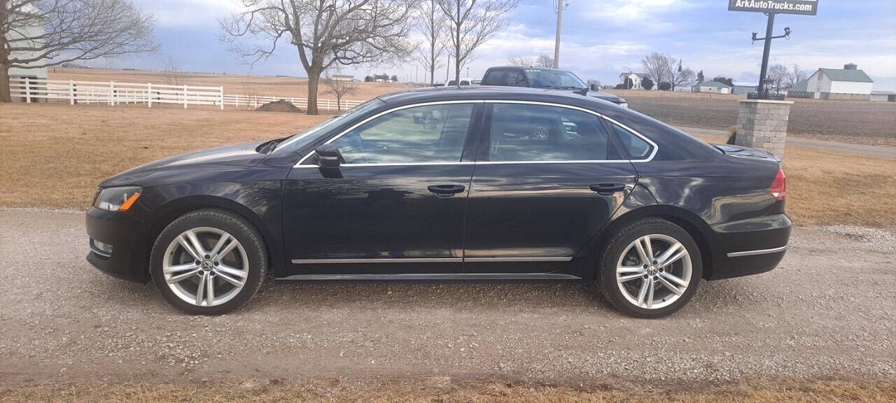 2014 VOLKSWAGEN Passat
