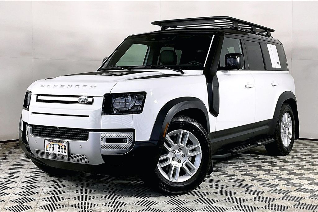 2024 LAND ROVER Defender