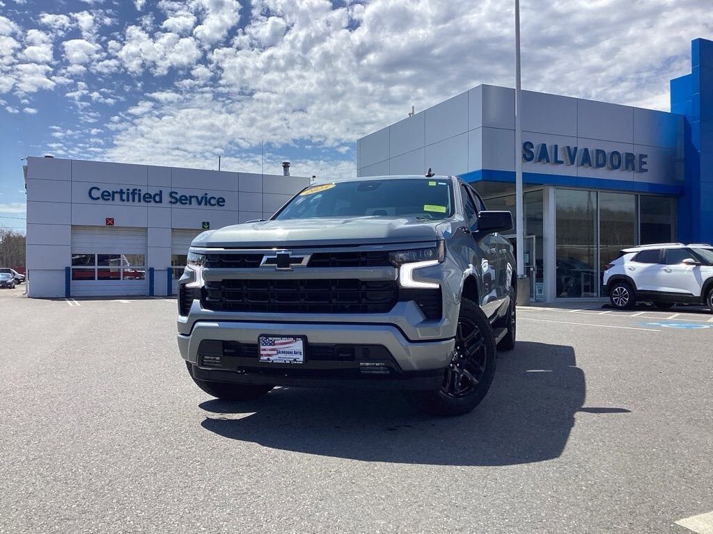 2025 CHEVROLET Silverado