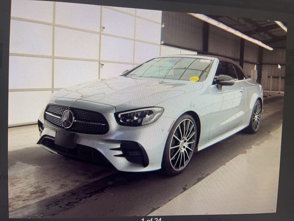 2022 MERCEDES-BENZ E-Class