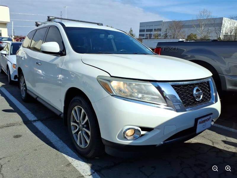2015 NISSAN Pathfinder