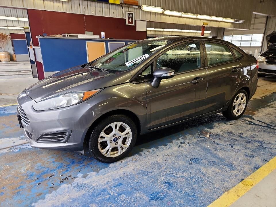 2016 FORD Fiesta
