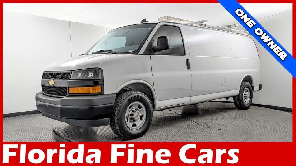 2021 CHEVROLET Express