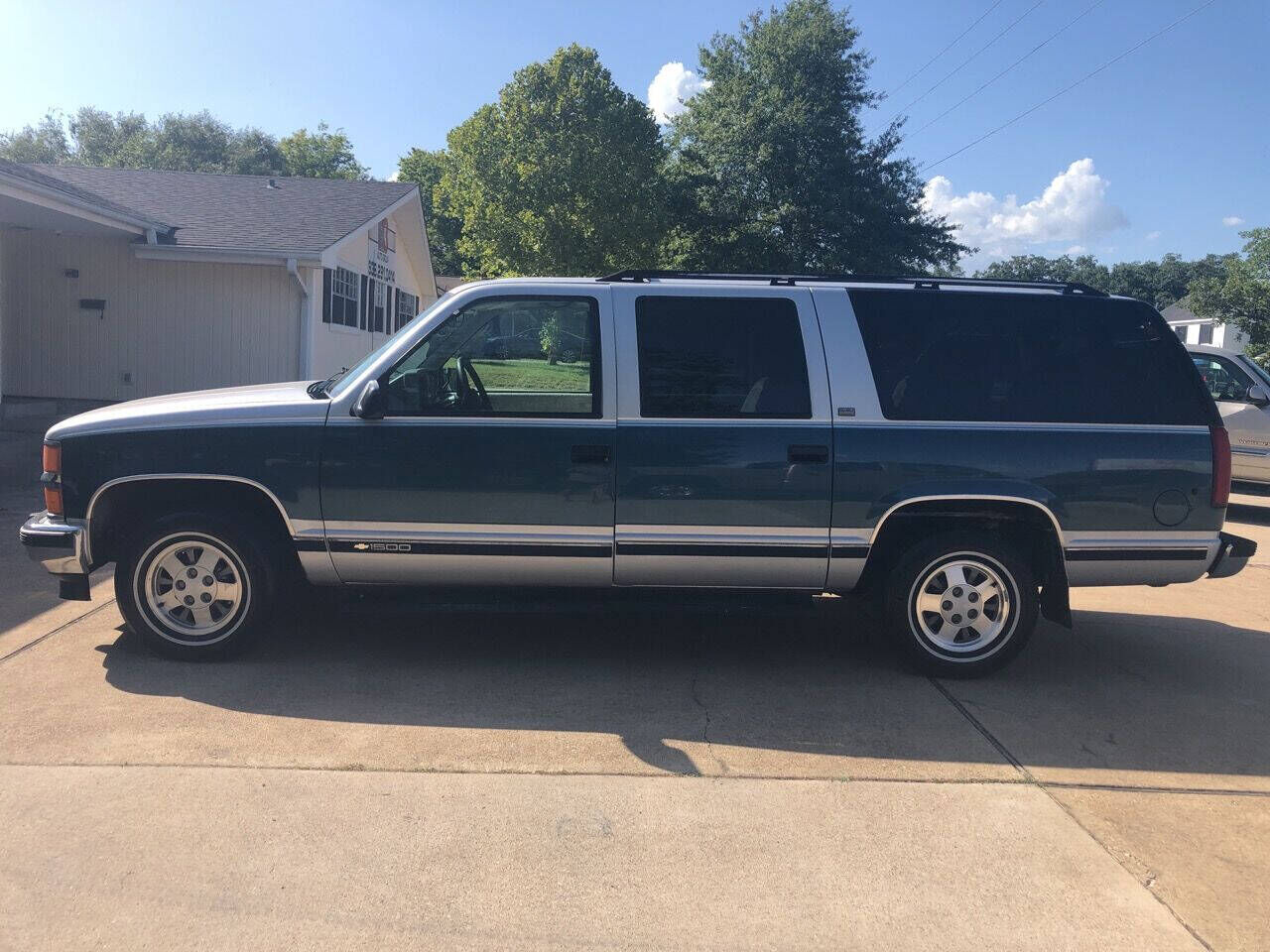 1994 CHEVROLET Suburban