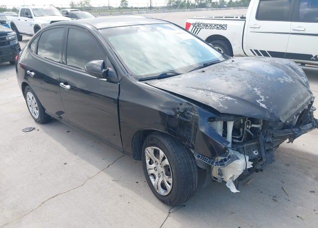 2010 HYUNDAI Elantra