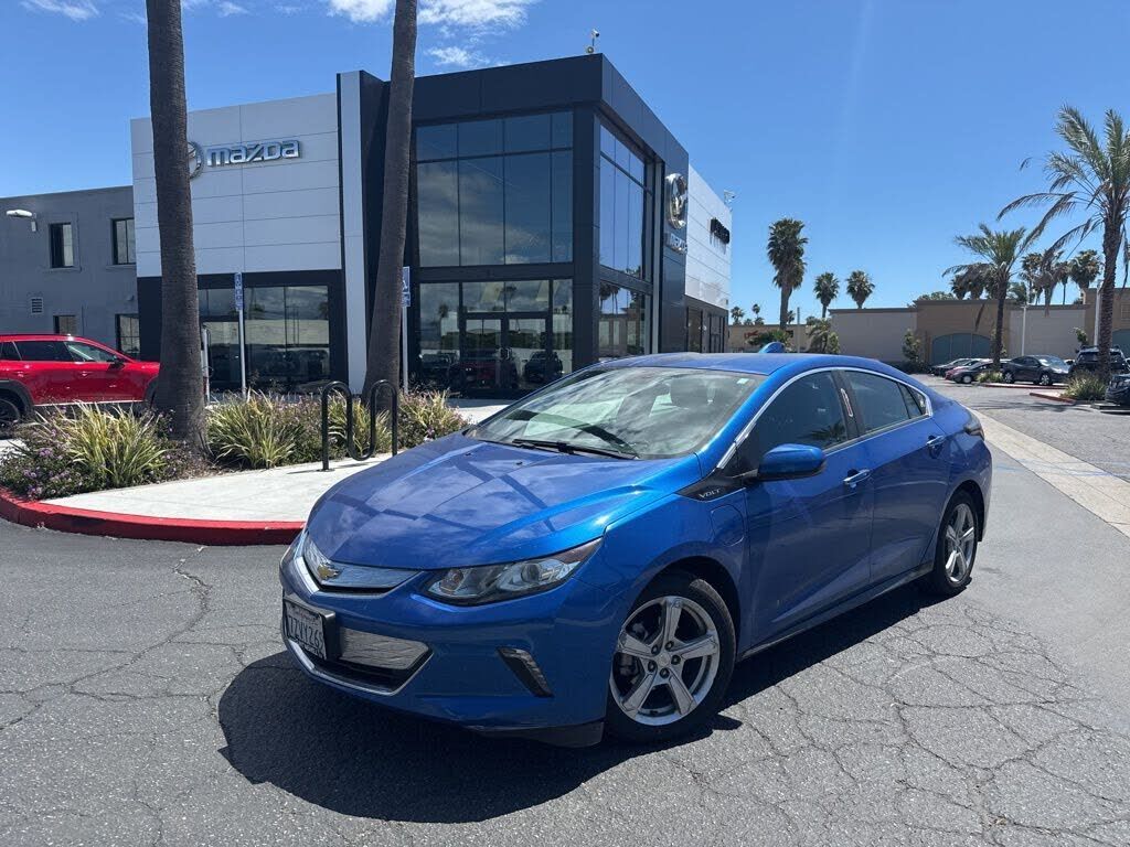 2017 CHEVROLET Volt