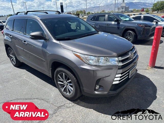 2018 TOYOTA Highlander