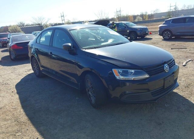 2012 VOLKSWAGEN Jetta