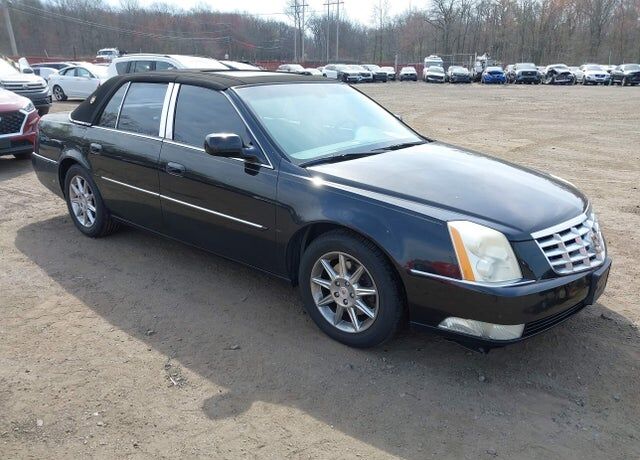 2011 CADILLAC DTS
