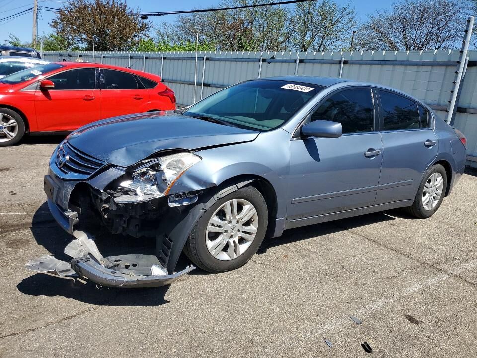 2012 NISSAN Altima