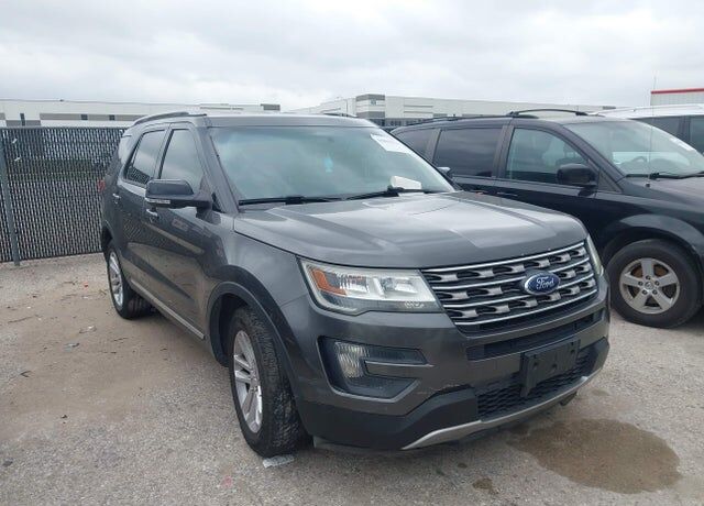 2016 FORD Explorer