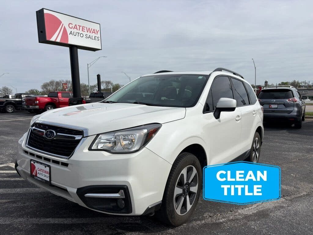 2018 SUBARU Forester