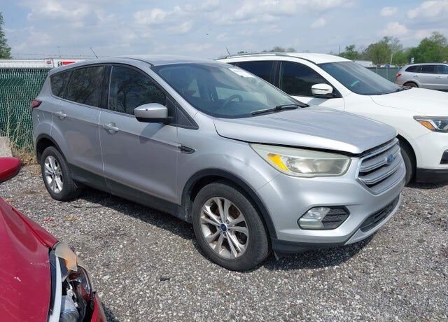 2017 FORD Escape