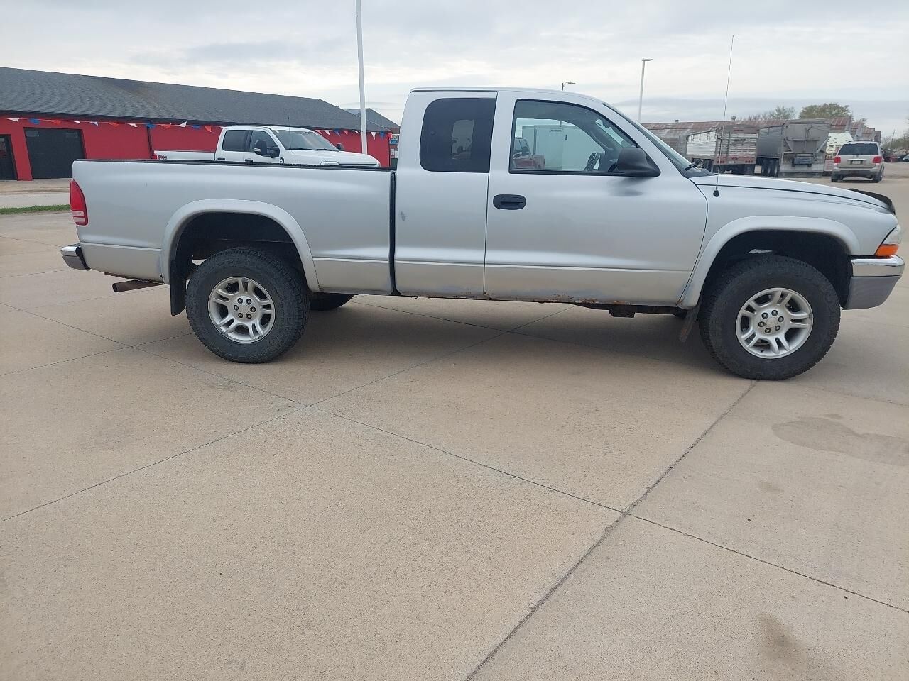 2004 DODGE Dakota
