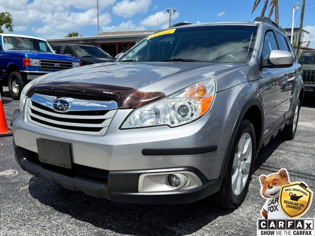 2010 SUBARU Outback