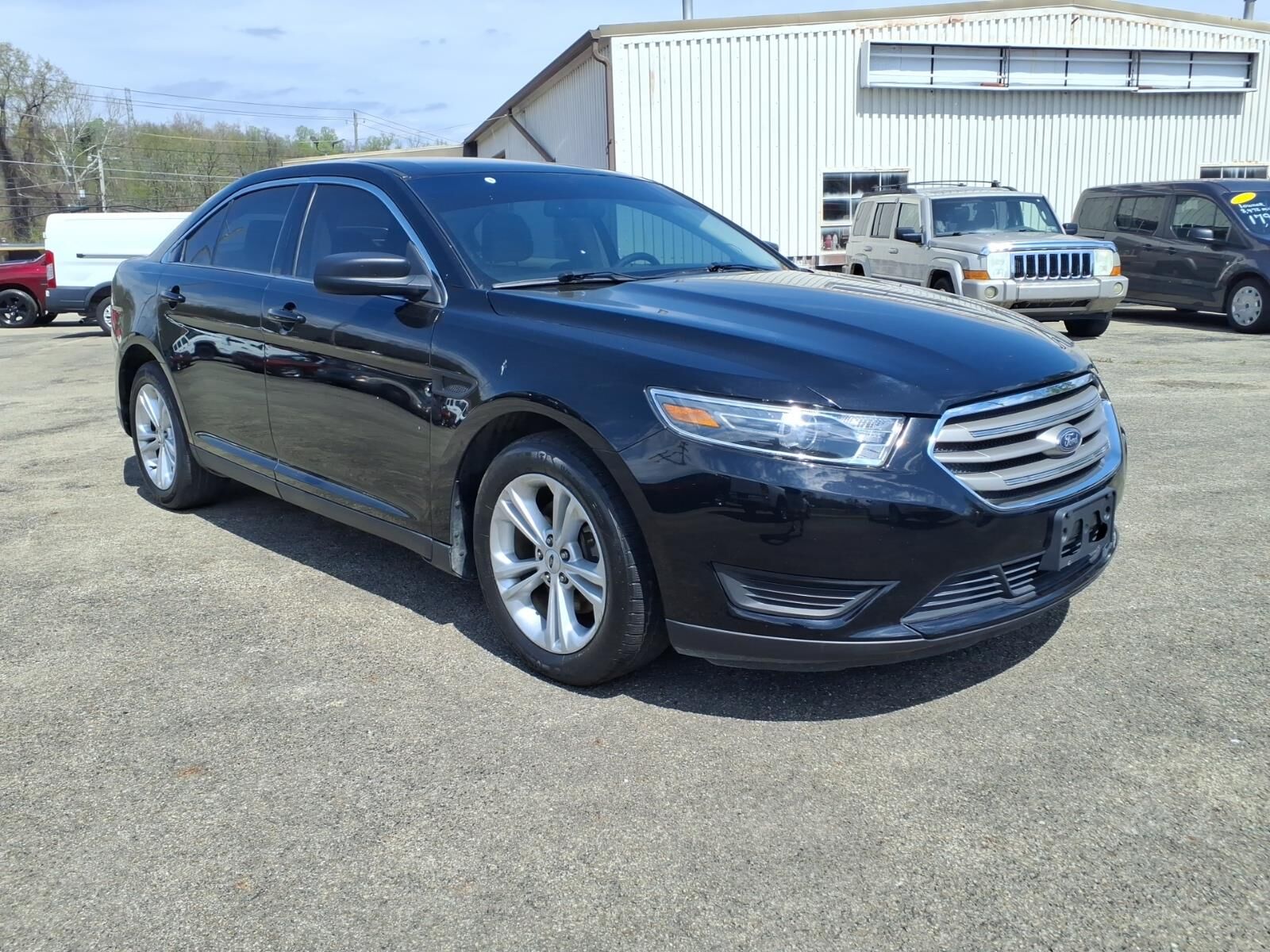 2018 FORD Taurus