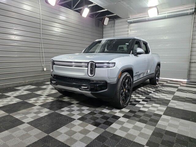 2025 RIVIAN R1T