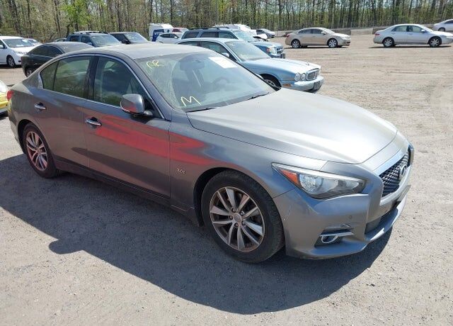 2016 INFINITI Q50