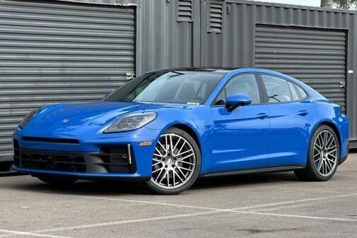 2026 PORSCHE Panamera