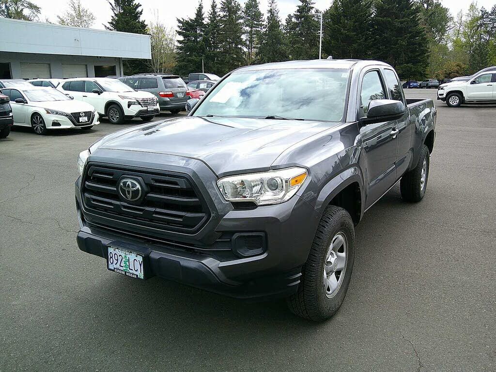 2019 TOYOTA Tacoma