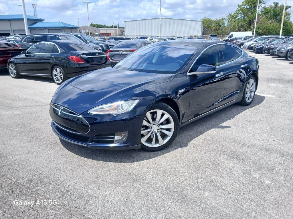 2014 TESLA Model S