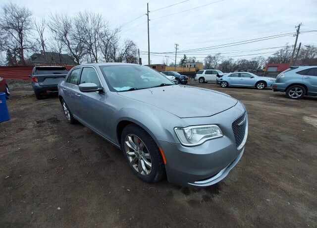 2015 CHRYSLER 300