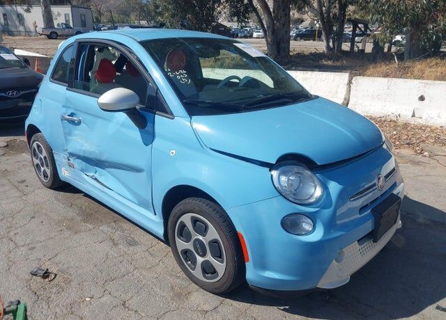 2015 FIAT 500