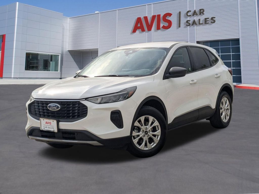 2025 FORD Escape