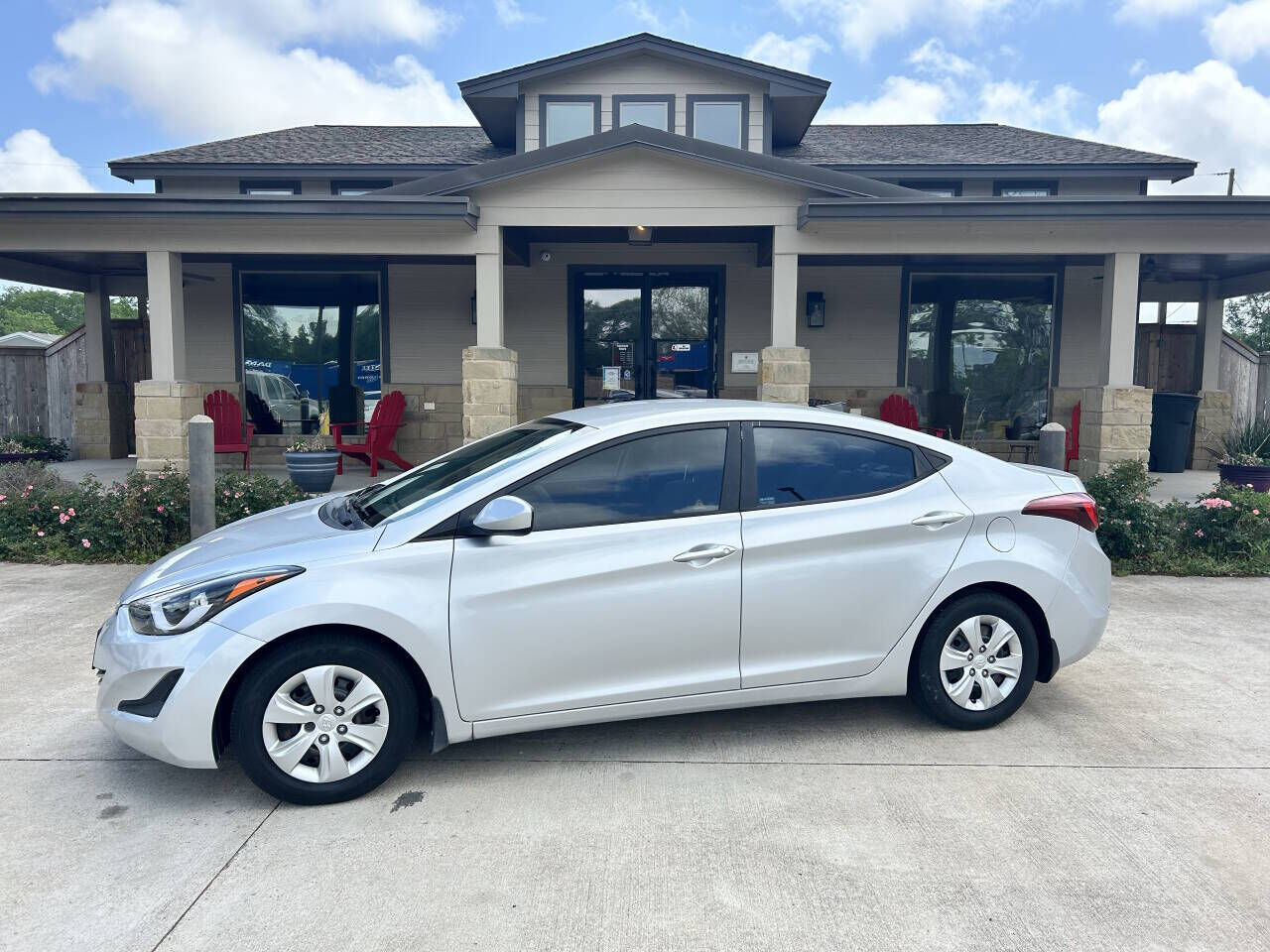 2016 HYUNDAI Elantra
